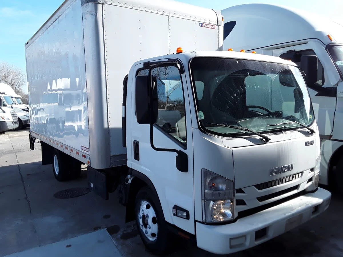 2020 Isuzu NPR - image 3