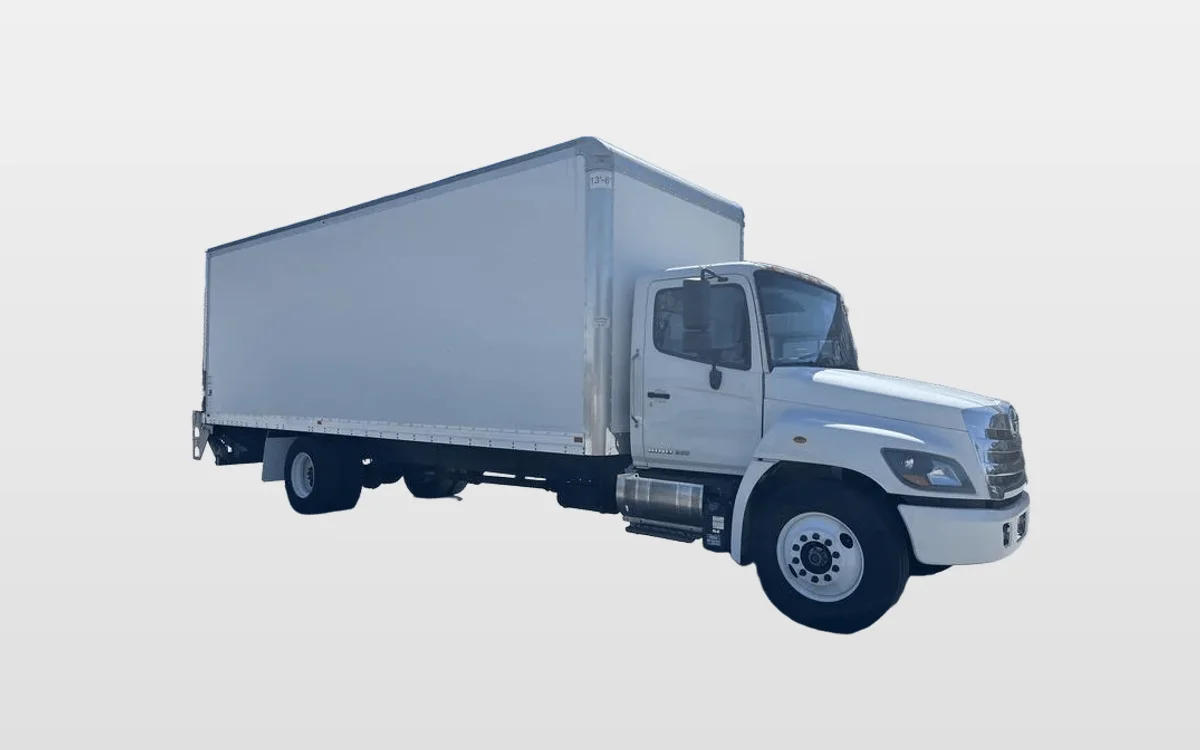 2019 Hino 268 - image 1