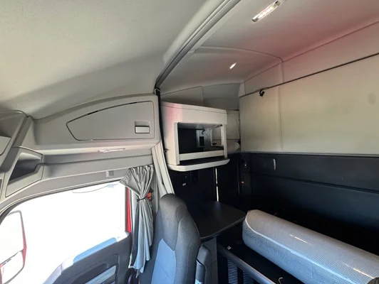 2023 Kenworth T680 in Dallas, TX — photo 26