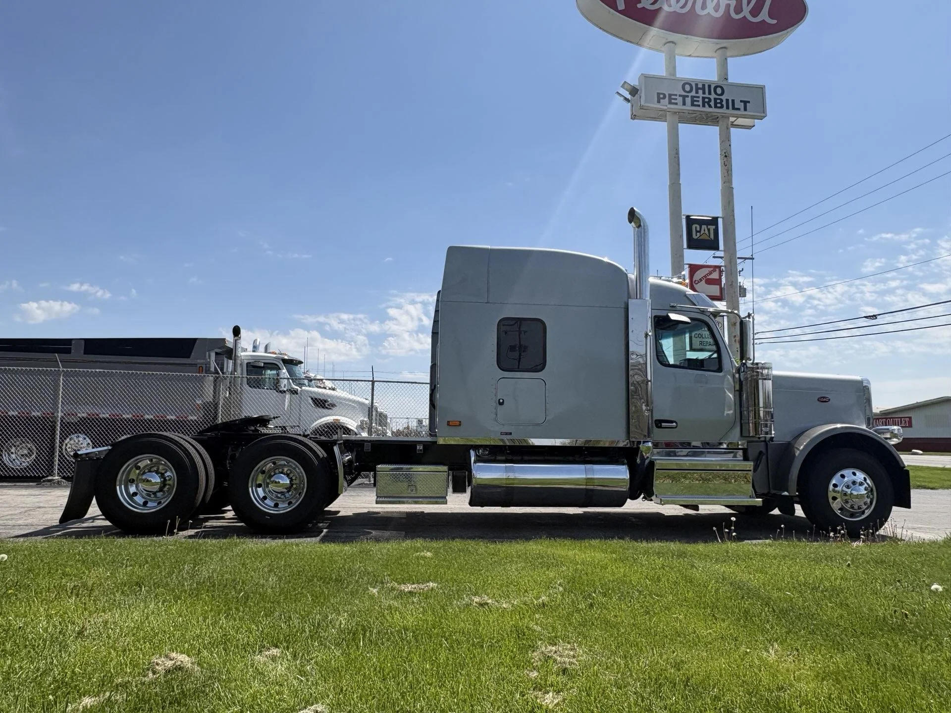 2027 Peterbilt 589 in Findlay, OH — photo 7
