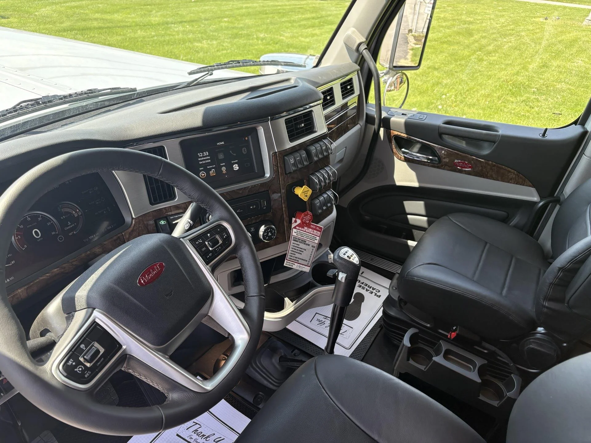 2027 Peterbilt 589 in Findlay, OH — photo 9
