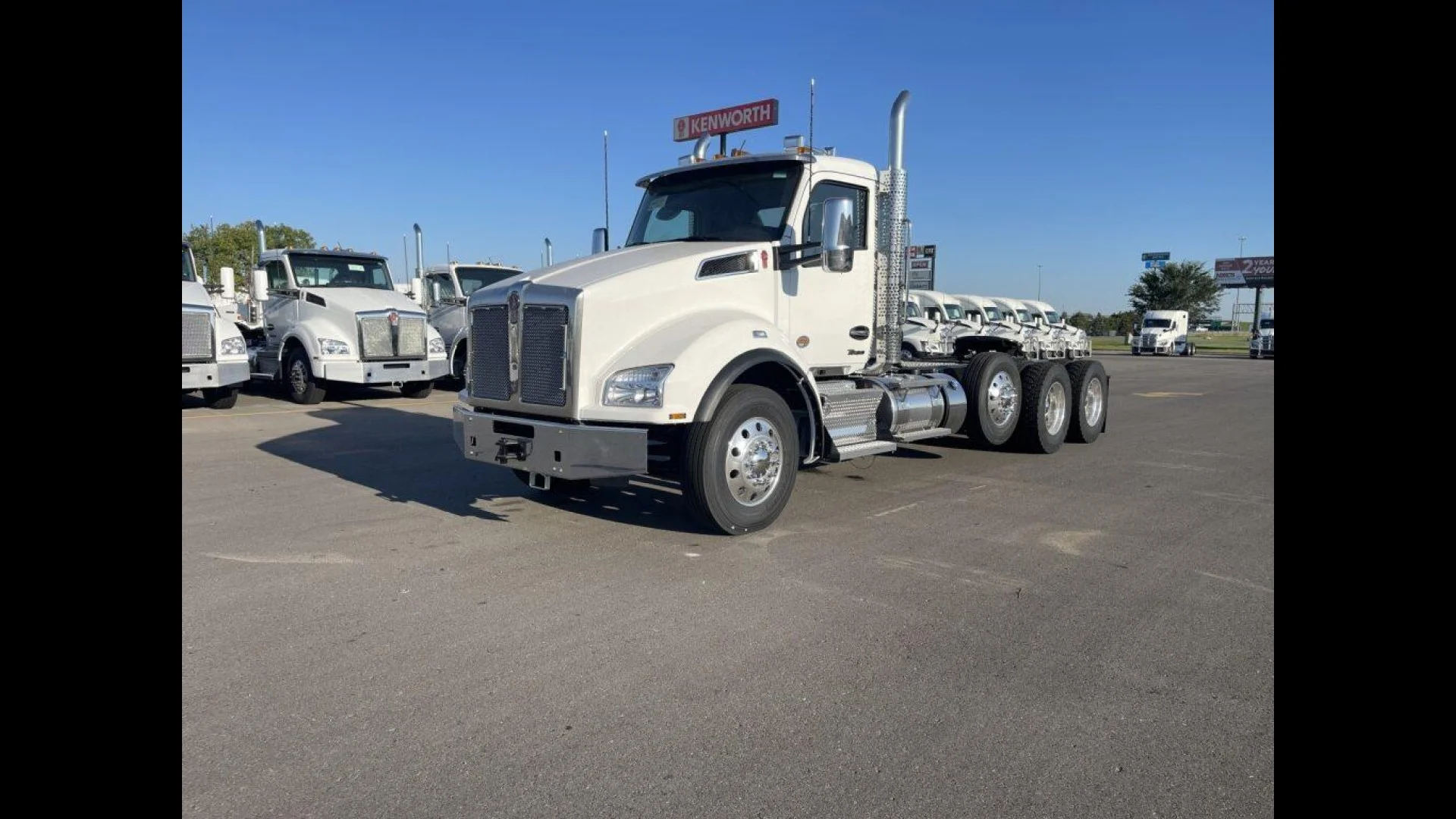 2026 Kenworth T880 in Williston