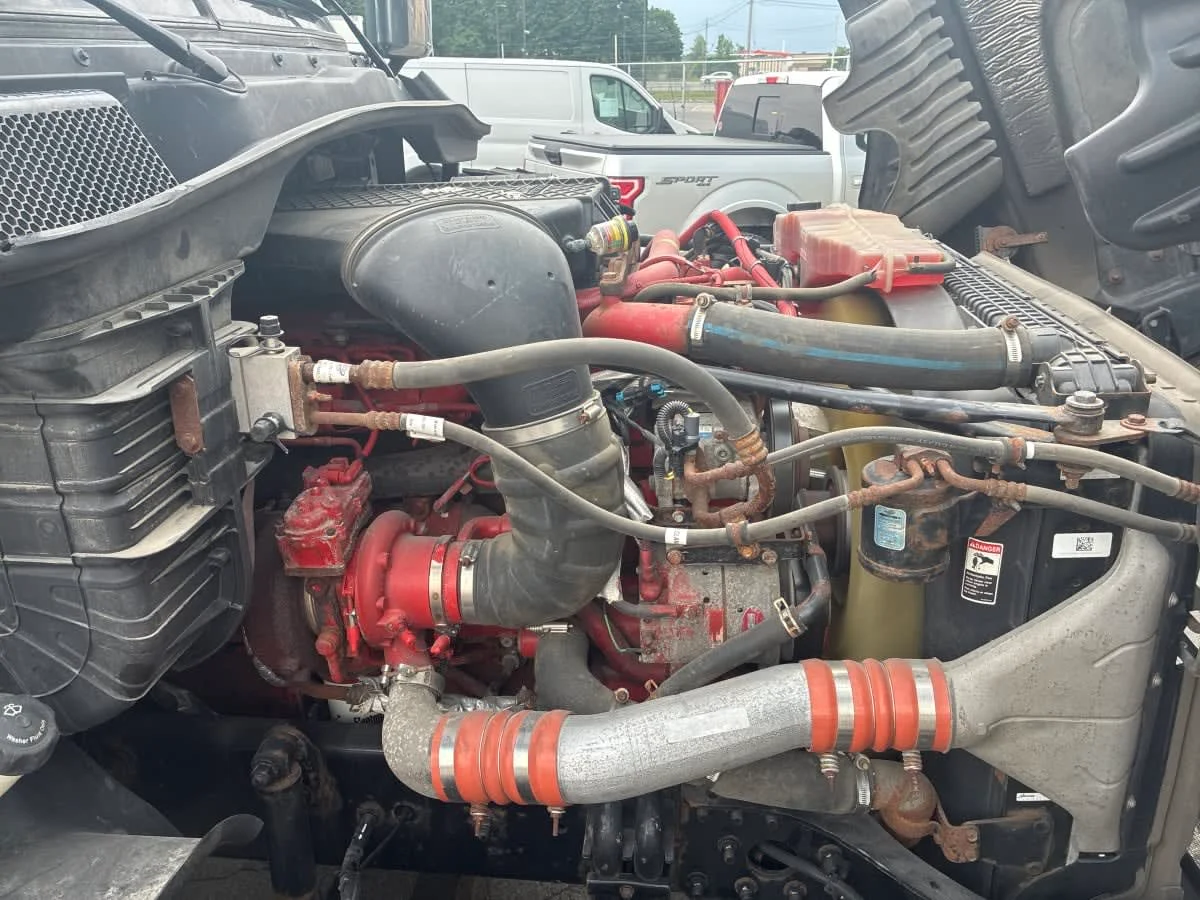 2019 Freightliner Cascadia in Syracuse, NY — photo 9