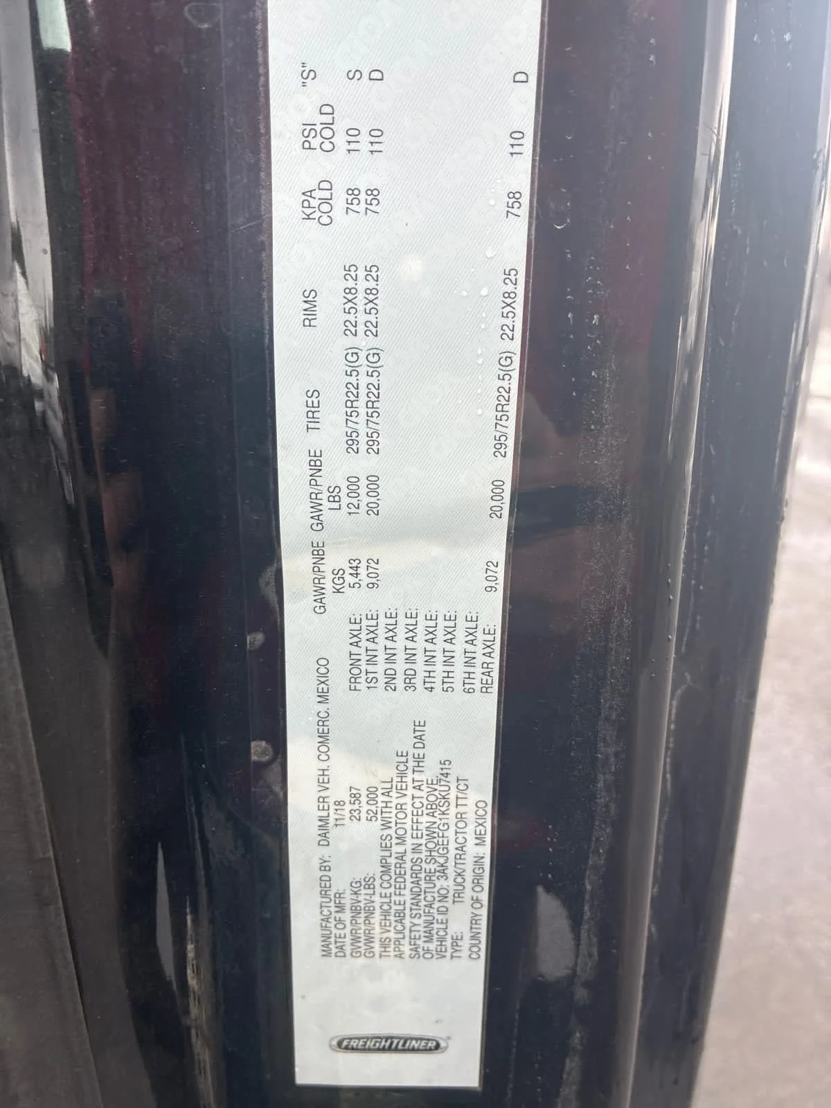 2019 Freightliner Cascadia in Syracuse, NY — photo 12
