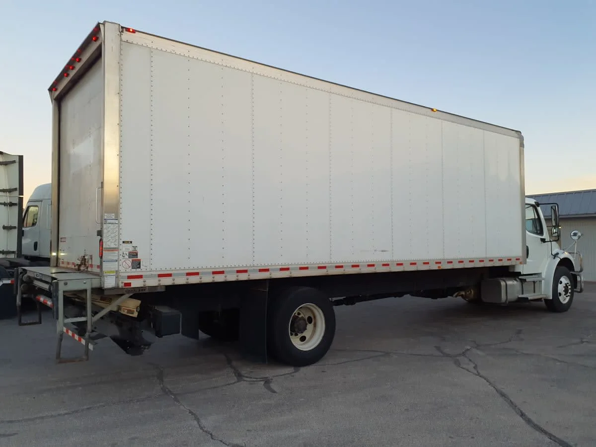 2020 Freightliner M2 106 in Oak Creek, WI — photo 4