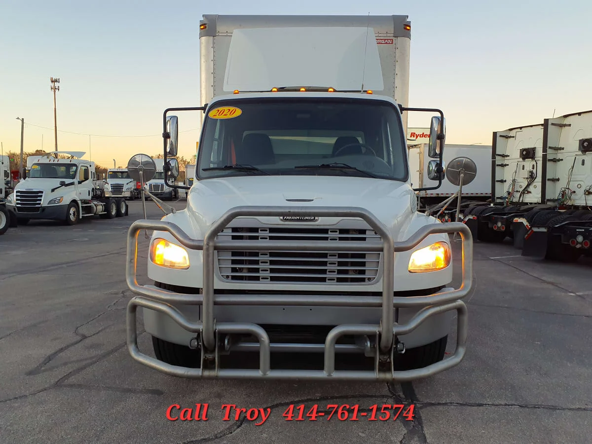 2020 Freightliner M2 106 in Oak Creek, WI — photo 2