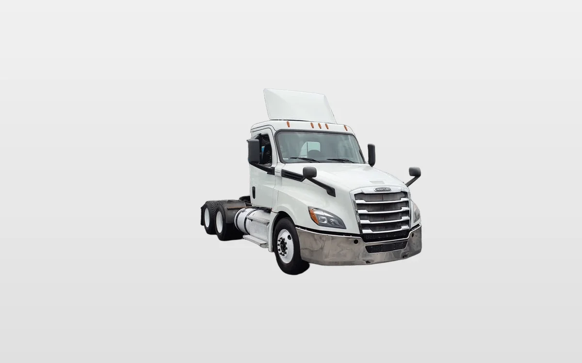 2019 Freightliner - image 1