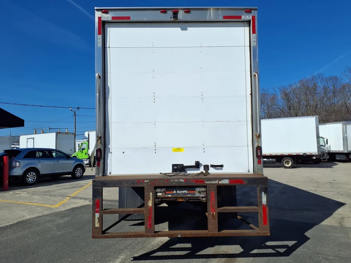 2020 Freightliner M2 106 - image 5