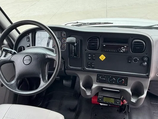 2019 Freightliner M2 106 in Englewood, CO — photo 15