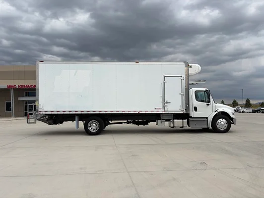 2019 Freightliner M2 106 in Englewood, CO — photo 8