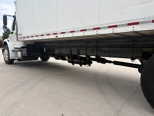 2019 Freightliner M2 106 in Englewood, CO — photo 4
