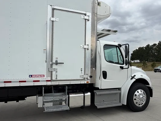 2019 Freightliner M2 106 in Englewood, CO — photo 9