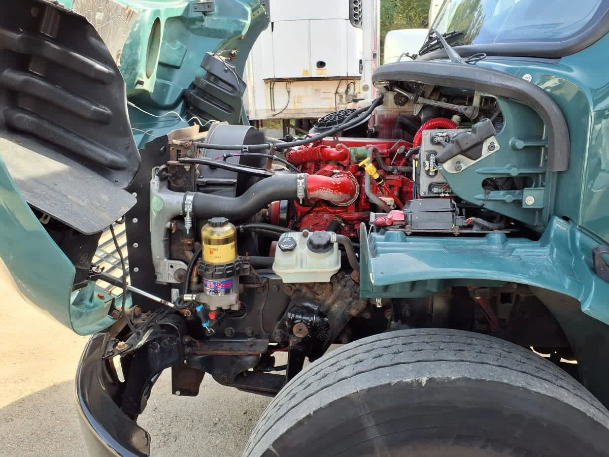 2016 Freightliner M2 106 - image 9