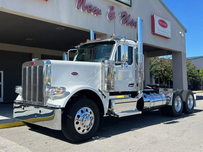 2027 Peterbilt 589 in Nashville, TN — photo 2
