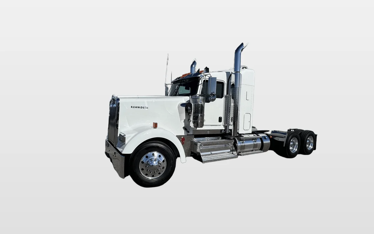 2027 Kenworth W900 - image 1