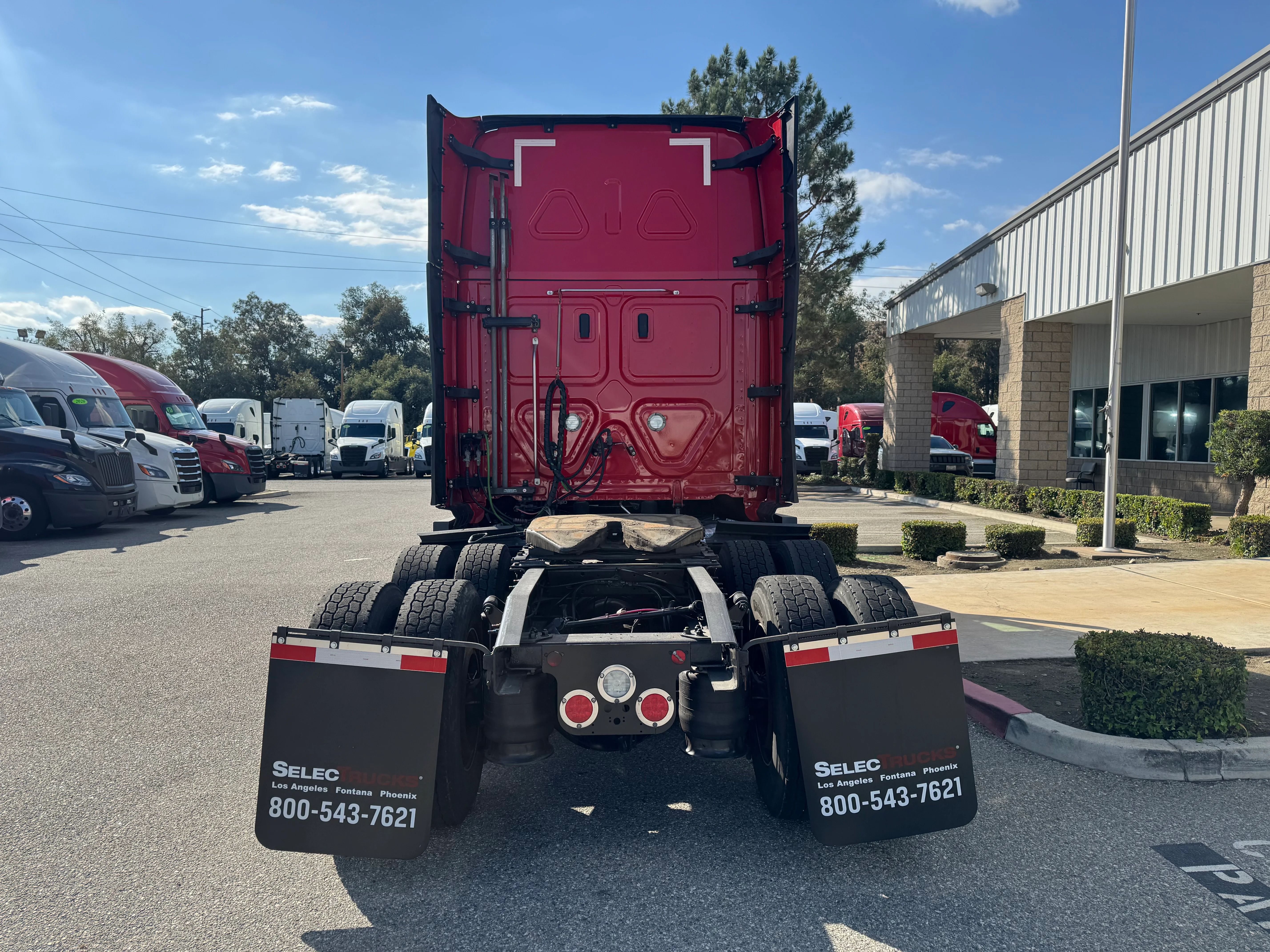 2022 Freightliner Cascadia in Tolleson, AZ — photo 4