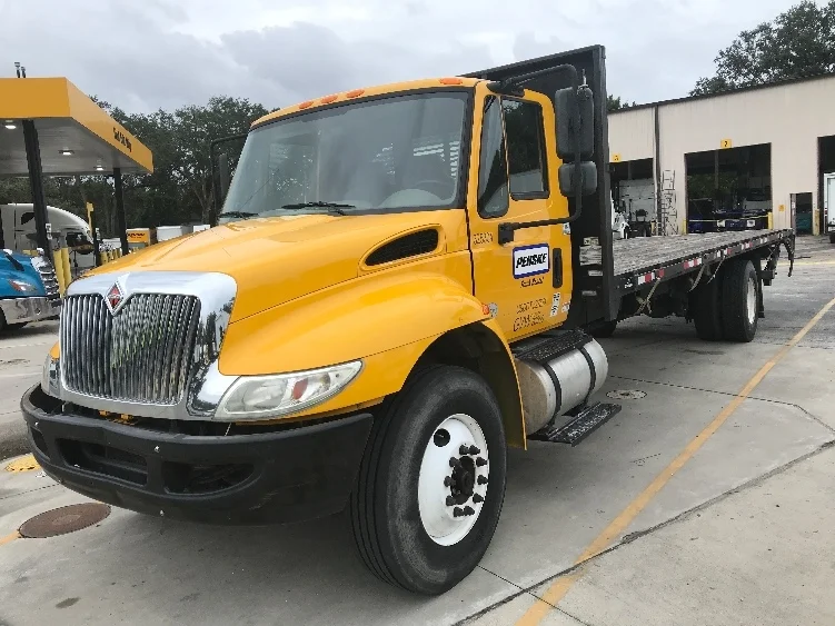 2019 International 4300 - image 3