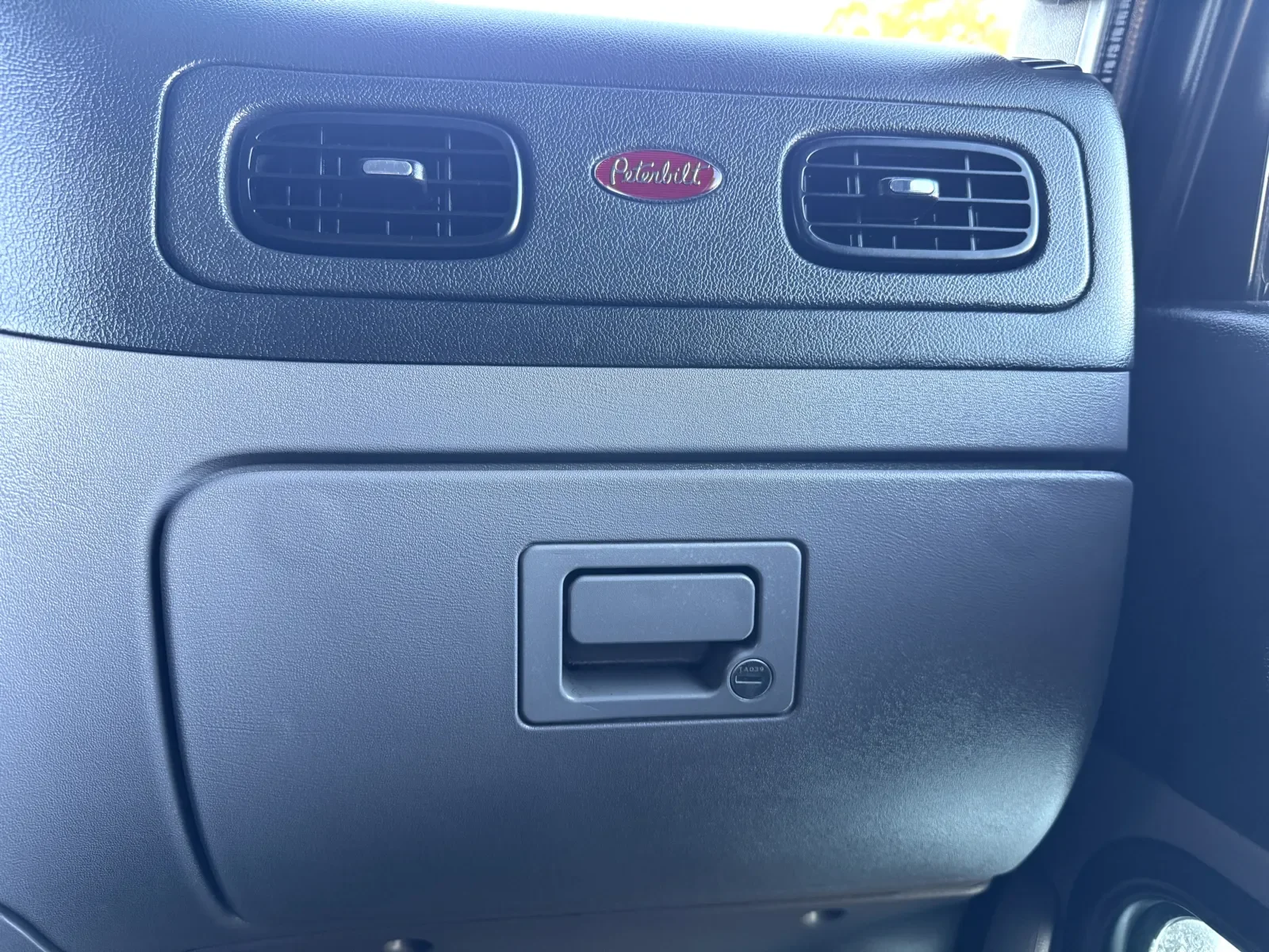 2020 Peterbilt 389 in Greer, SC — photo 20