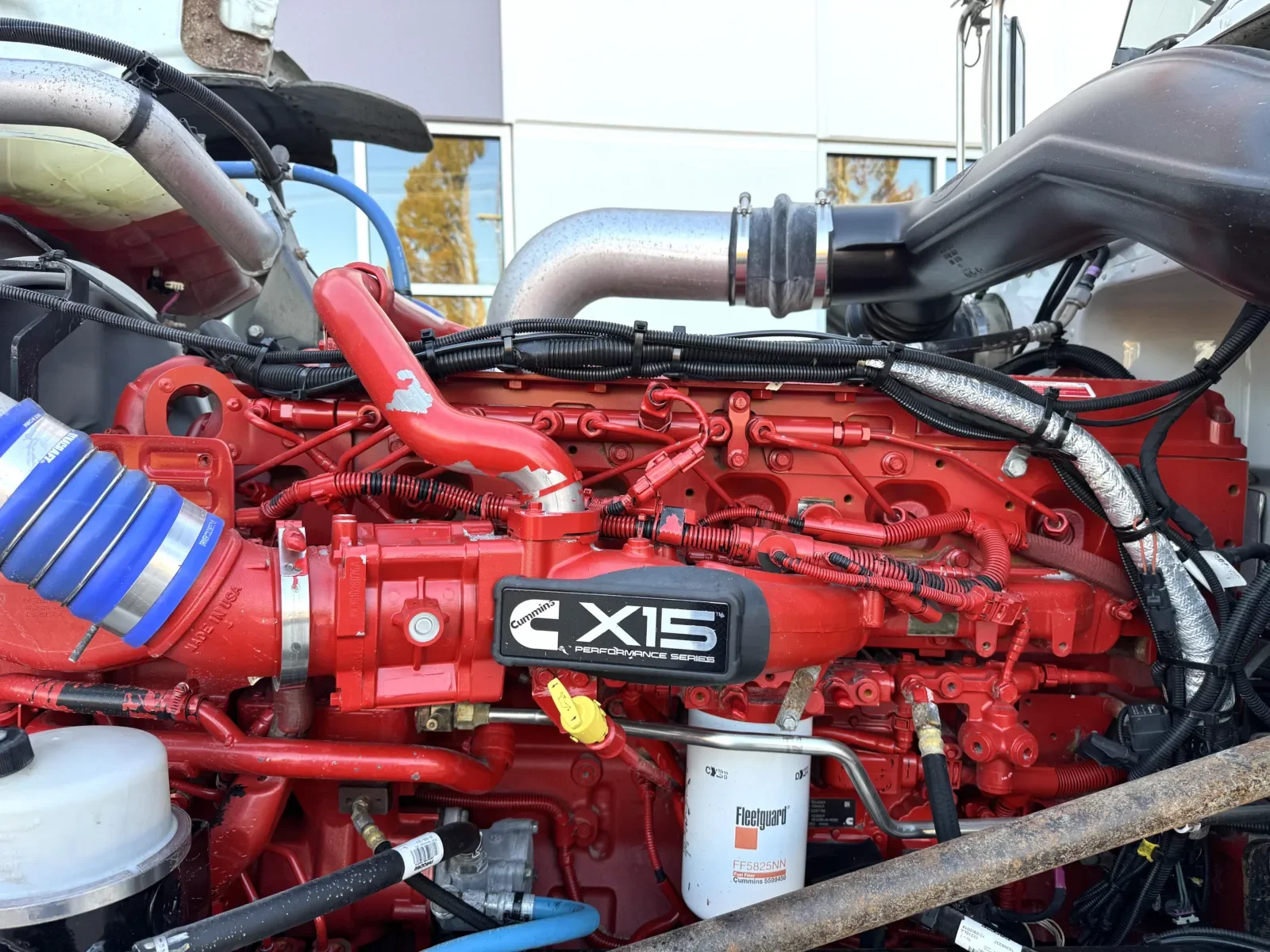 2020 Peterbilt 389 - image 14