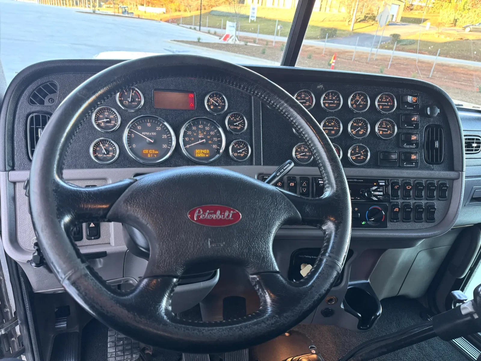 2020 Peterbilt 389 in Greer, SC — photo 17