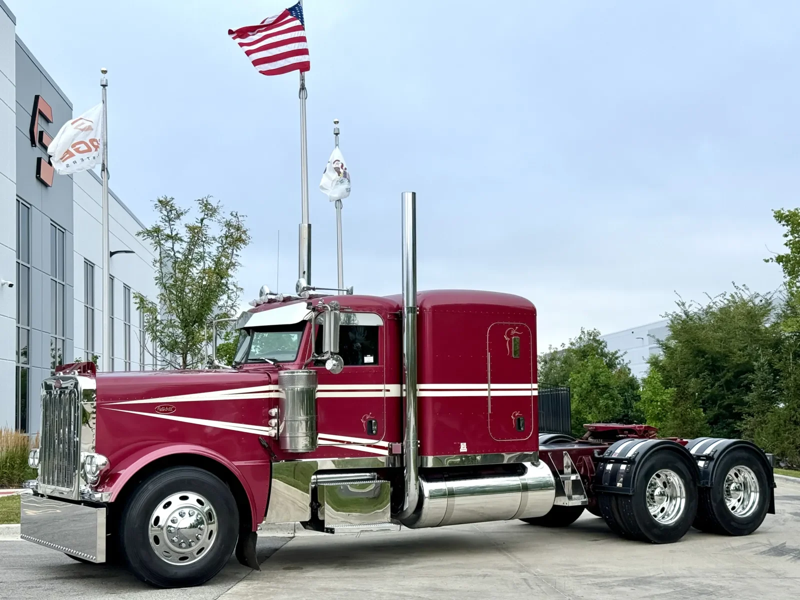 2016 Peterbilt 389