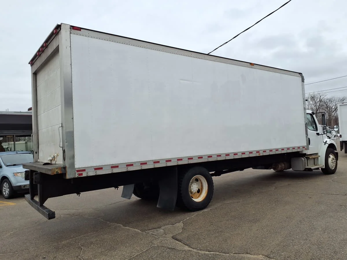 2018 Freightliner M2 106 in Warwick, RI — photo 4