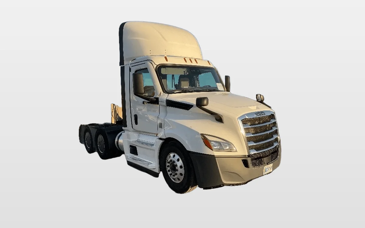 2022 Freightliner - image 1