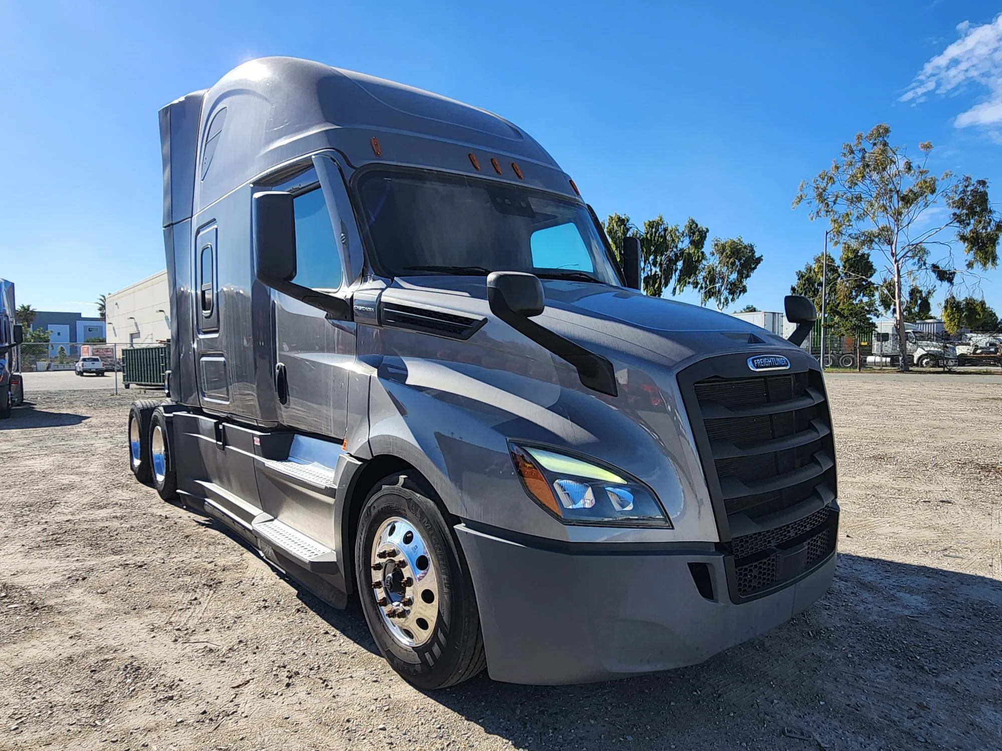 2021 Freightliner Cascadia in San Diego, CA — photo 8
