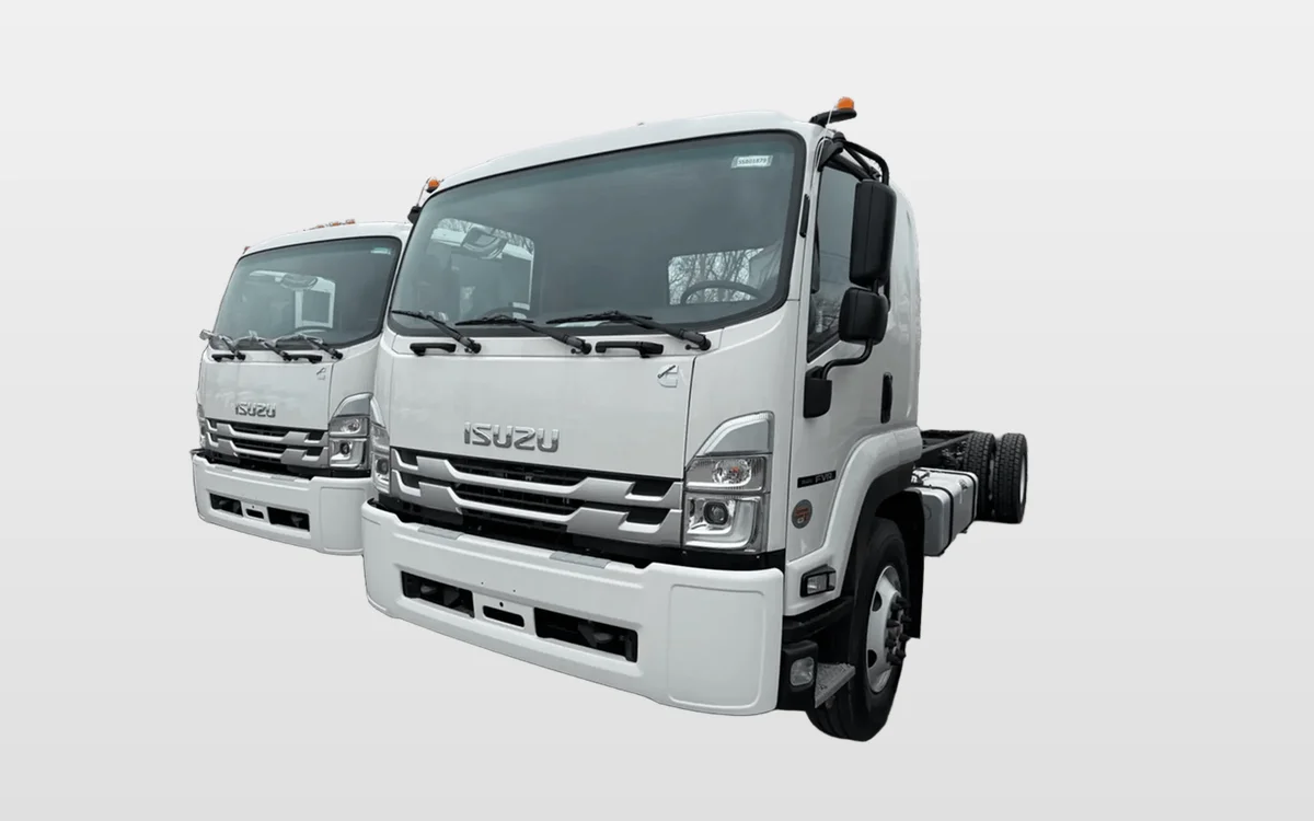 2025 Isuzu FVR - image 1