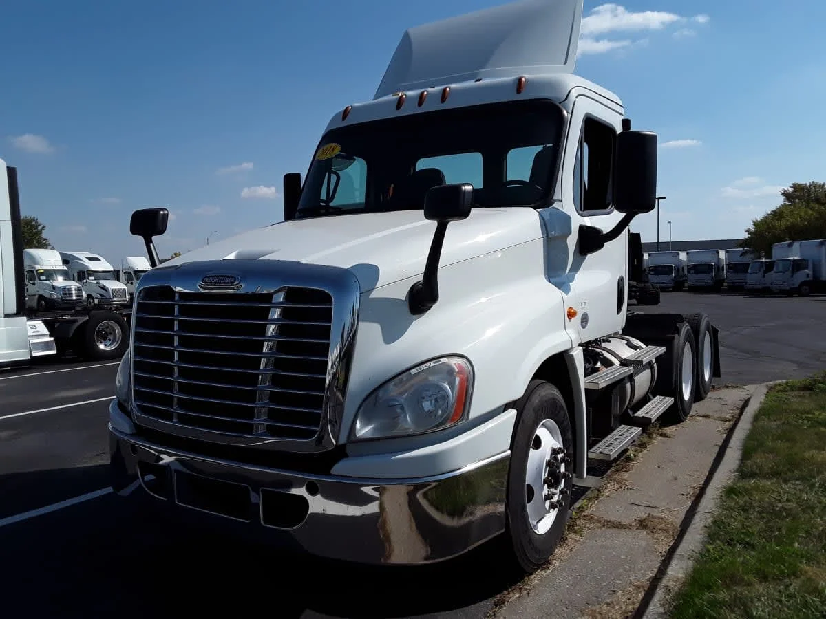 2018 Freightliner Cascadia in Altoona, IA