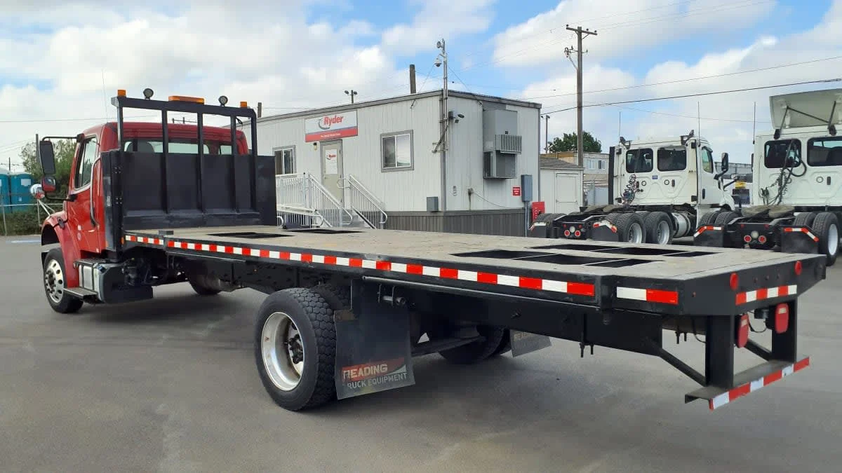 2019 Freightliner M2 106 in Tacoma, WA — photo 6