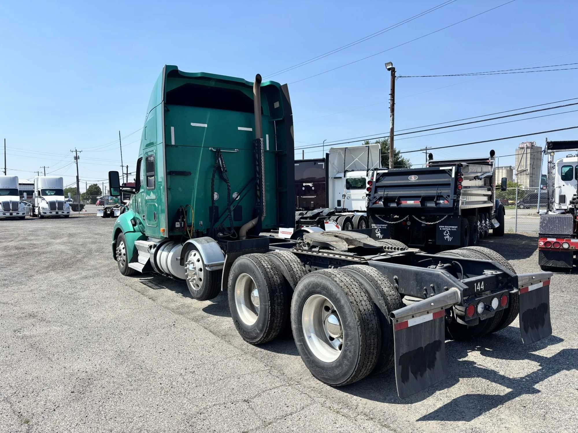 2022 Kenworth T680 in Pasco, WA — photo 2