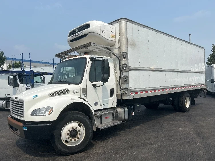 2022 Freightliner eM2 in Chicago (Melrose Park), IL — photo 3