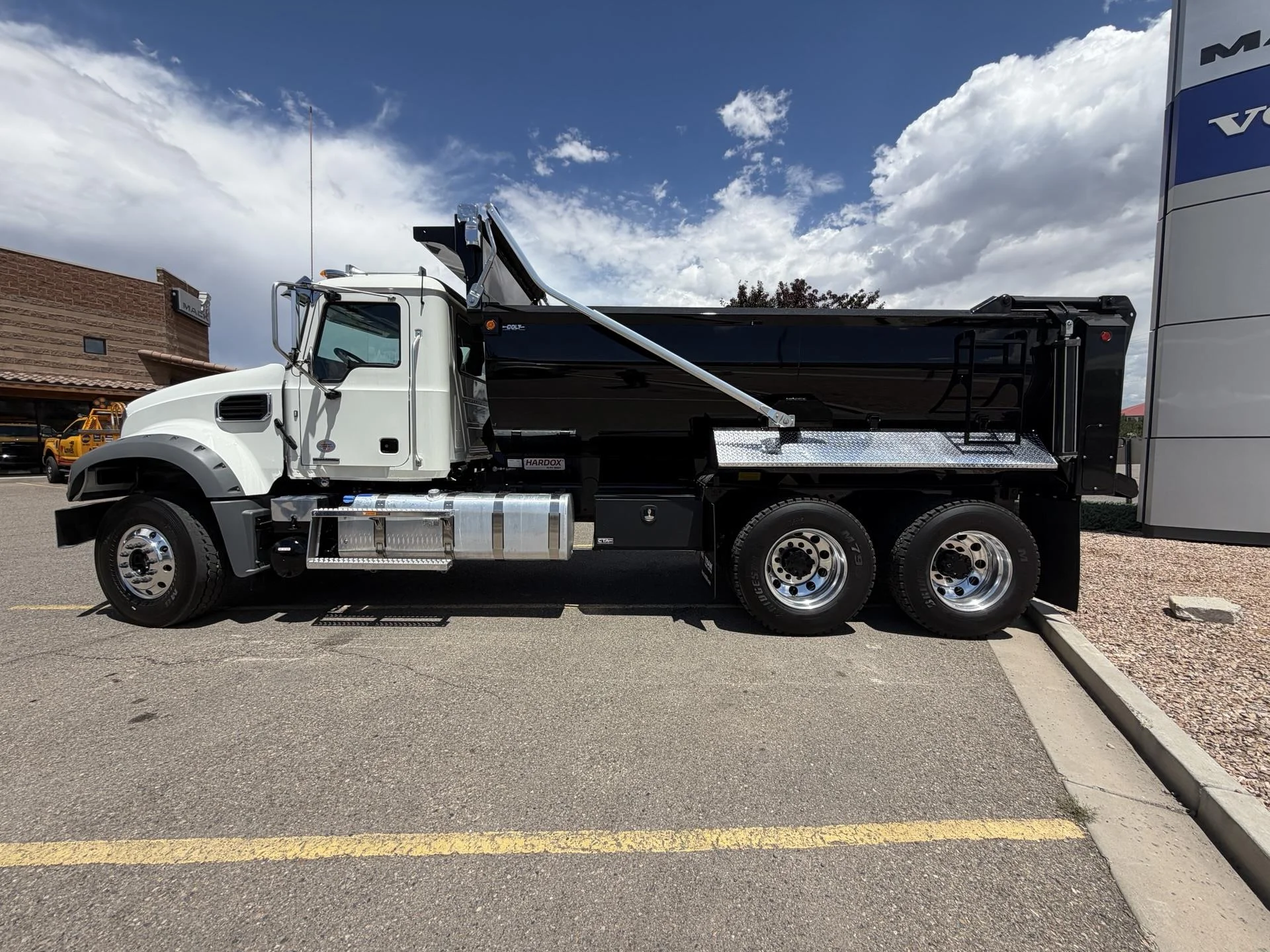 2027 Mack Granite in Fruita, CO — photo 3