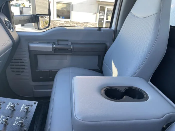 2026 Ford F-750 — photo 36