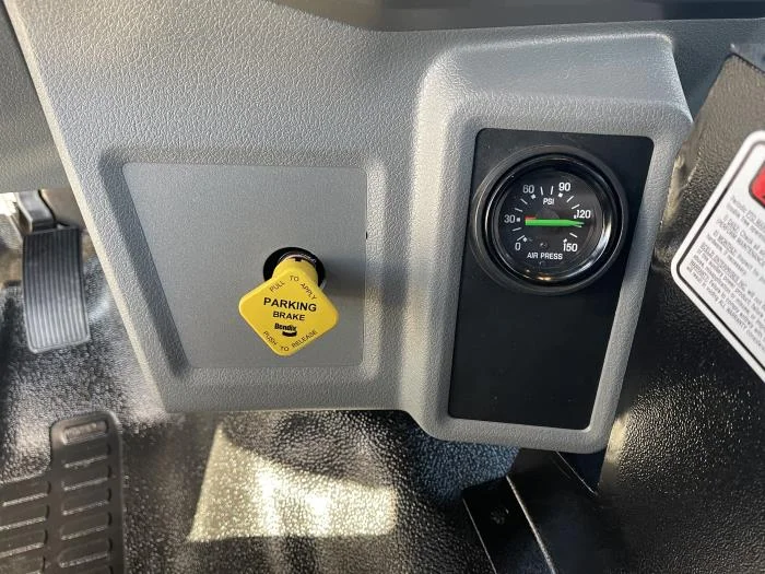 2026 Ford F-750 — photo 28