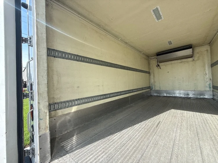 2019 Isuzu NPR in Melrose Park, IL — photo 10