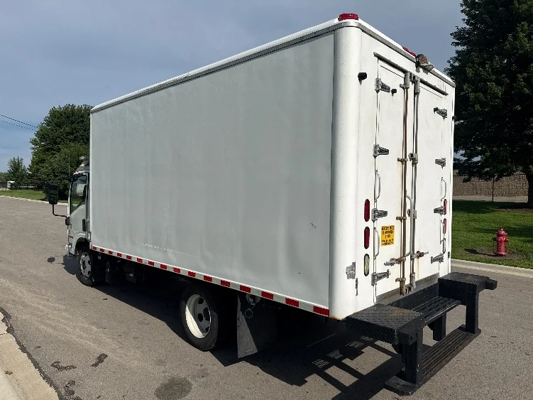 2019 Isuzu NPR in Melrose Park, IL — photo 6