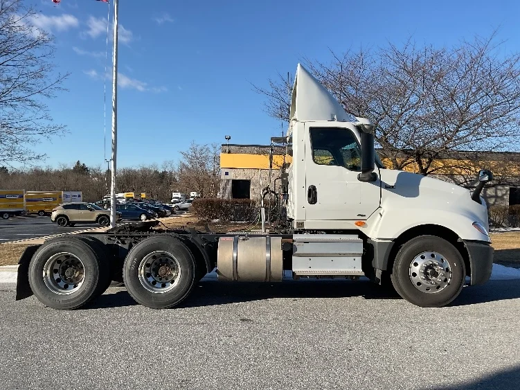 2019 International LT in Harrisburg, PA — photo 8