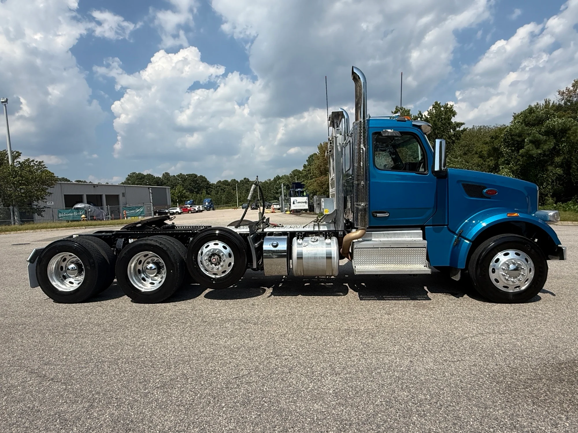 2025 Peterbilt 567 in Raleigh, NC — photo 3