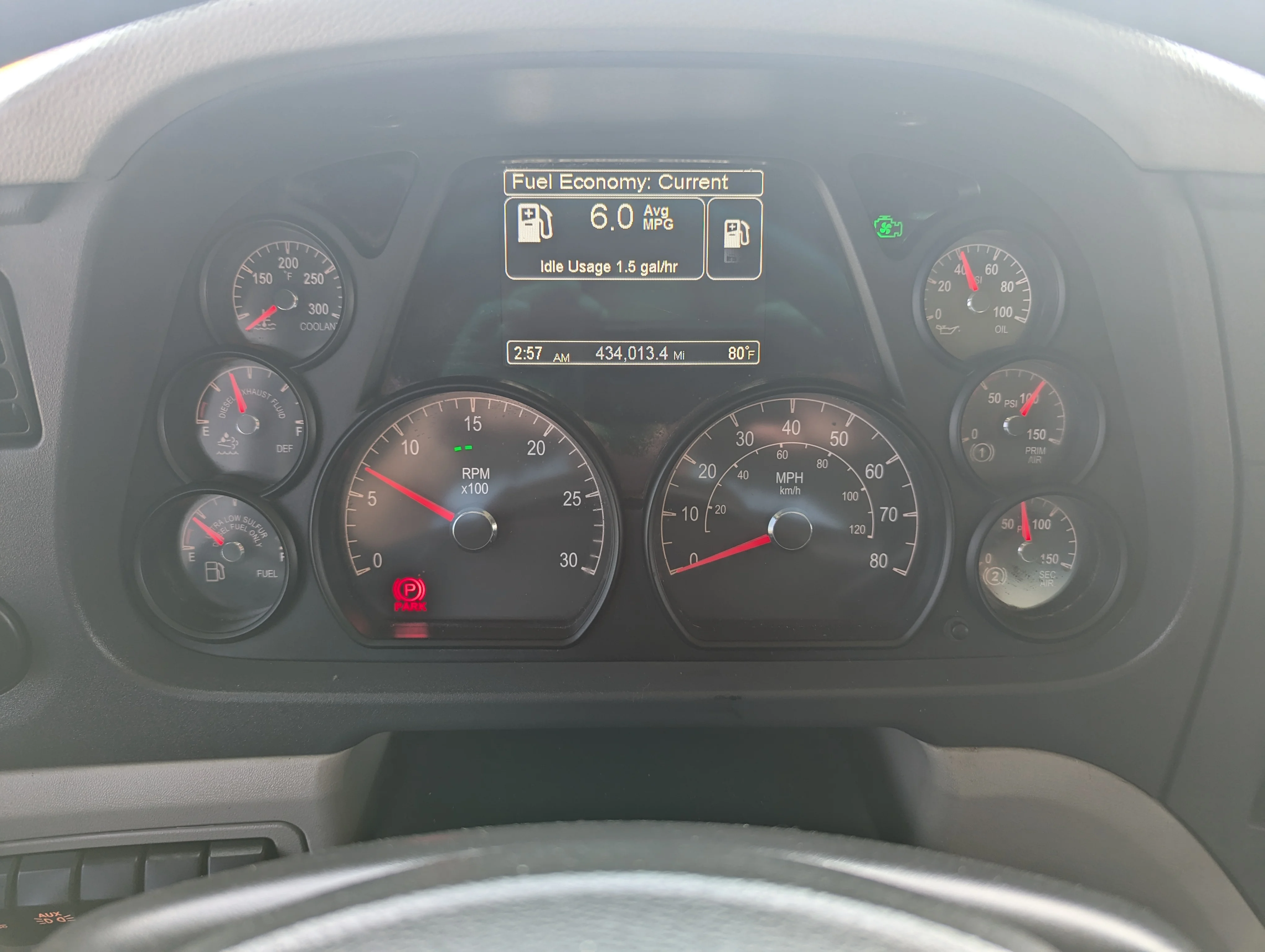 2020 Peterbilt 567 - image 5