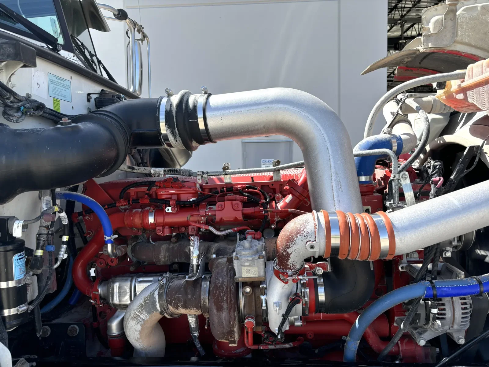 2019 Peterbilt 389 - image 12