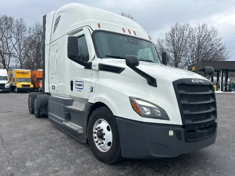 2023 Freightliner Cascadia in La Porte, IN
