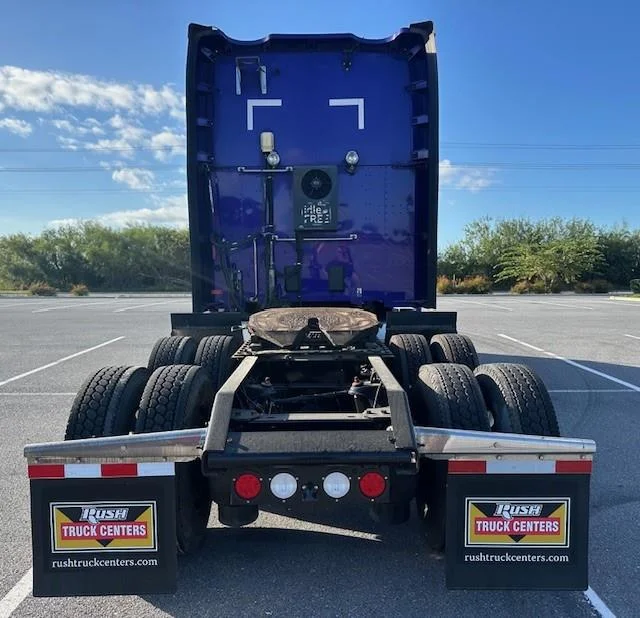 2021 Kenworth T680 - image 7