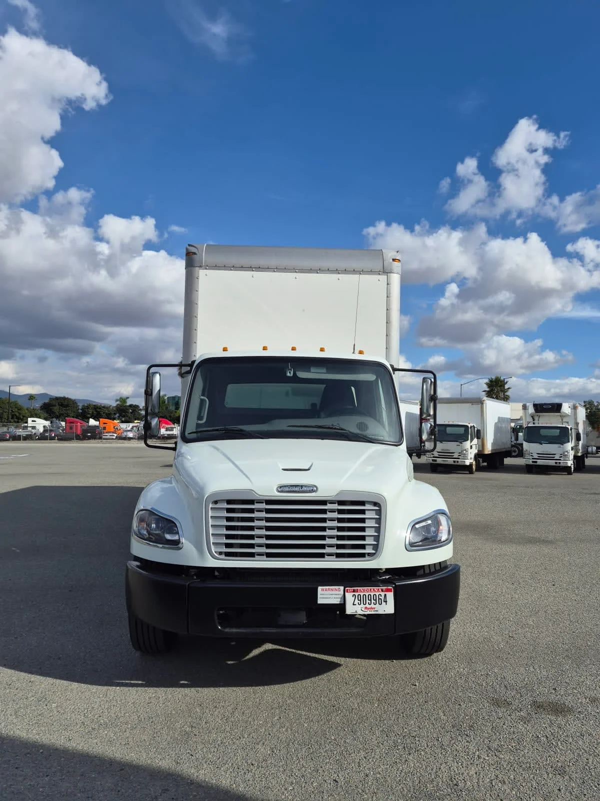 2020 Freightliner M2 106 - image 2