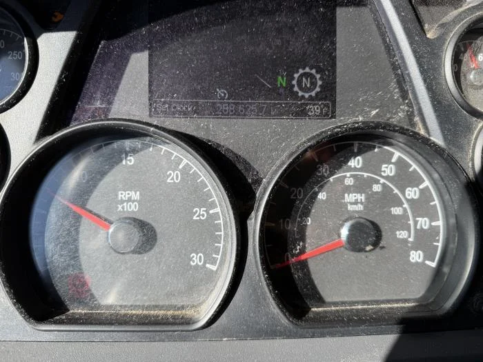 2021 Peterbilt 579 in Memphis, TN — photo 14