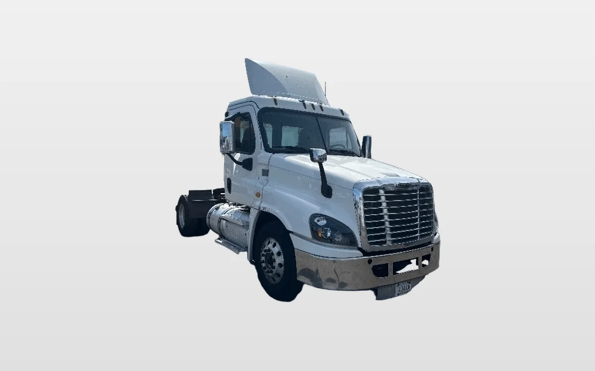 2018 Freightliner - image 1