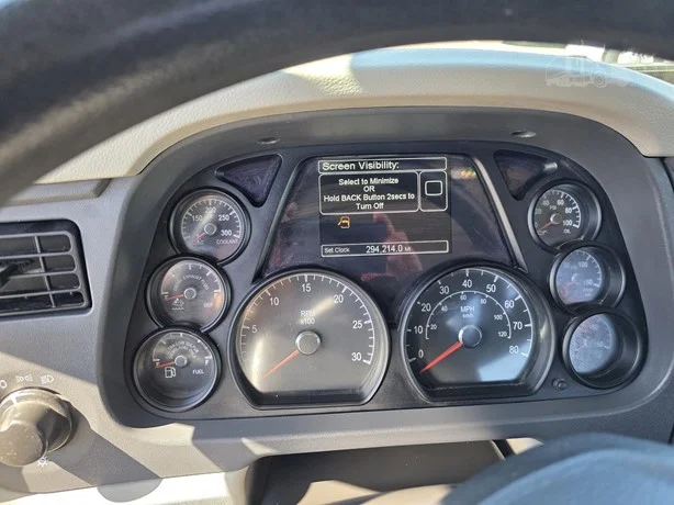 2020 Peterbilt 579 in MS — photo 13