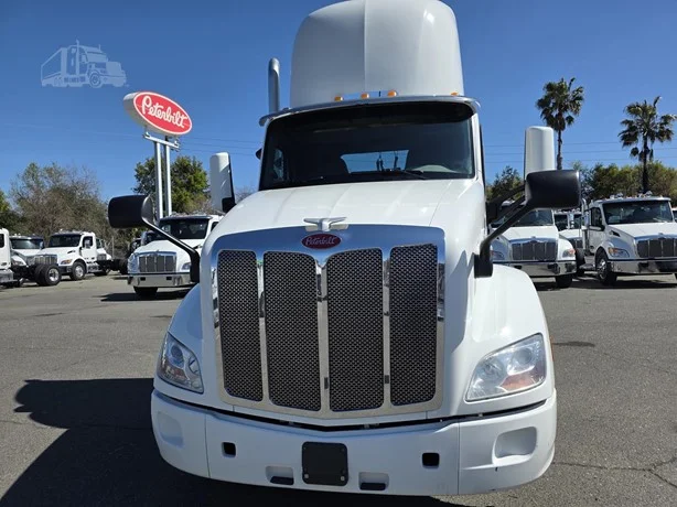 2020 Peterbilt 579 in MS — photo 3