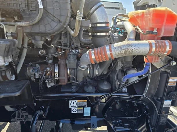 2020 Peterbilt 579 in MS — photo 15